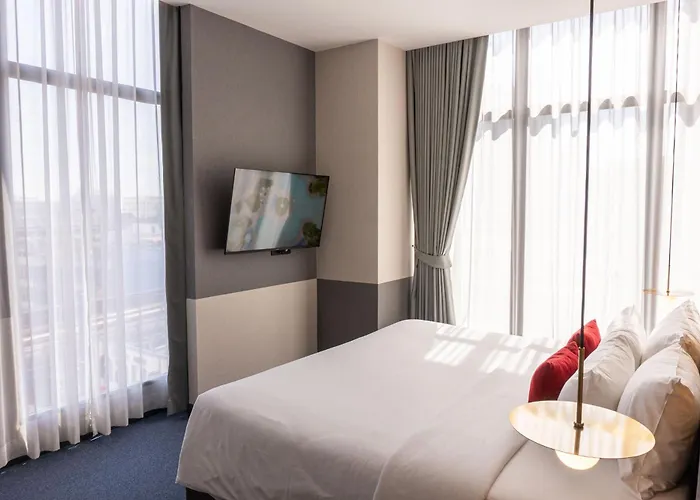 ホテル Ramada Plaza By Wyndham Sukhumvit 48 4*