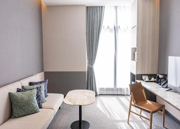 Ramada Plaza By Wyndham Sukhumvit 48 Бангкок