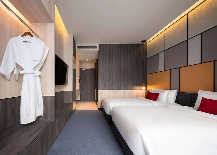 Ramada Plaza By Wyndham Sukhumvit 48 ホテル