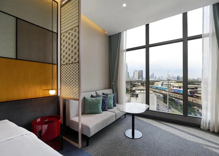 ホテル Ramada Plaza By Wyndham Sukhumvit 48 4*