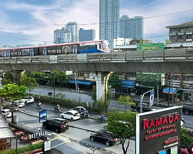 ホテル Ramada Plaza By Wyndham Sukhumvit 48